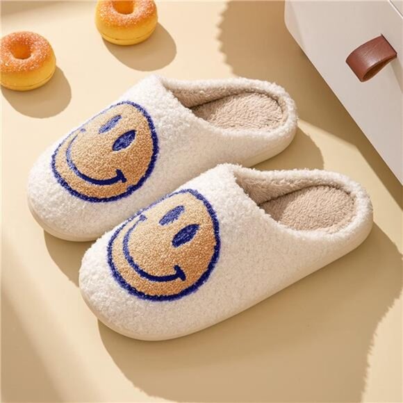 NEW Smile Face Slippers for Women – Retro Happy Face Plush Slippers, Soft & - Picture 5 of 7